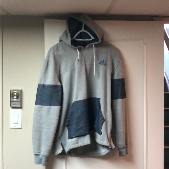 Hoodie Nikelaos - Picture 1 of 1